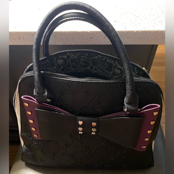 Betsey Johnson Satchel/Shoulder Bag.                  Size: OS - Picture 14 of 15